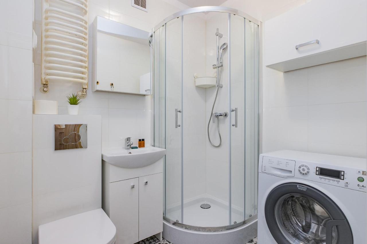 Shortstaypoland Zlota Warsaw Exterior photo